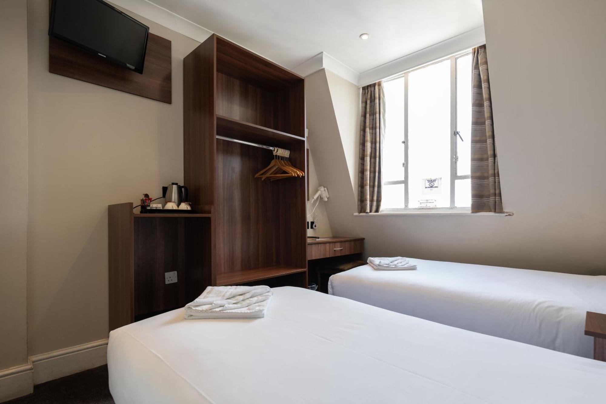 Ascot Hyde Park Hotel Лондон Екстериор снимка